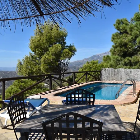 شاليه La Sierra With Private Pool