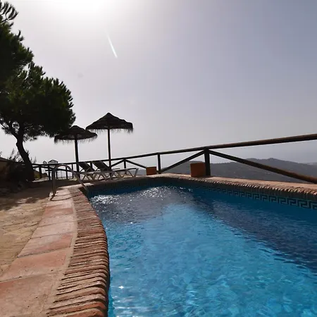 La Sierra With Private Pool شاليه Cómpeta